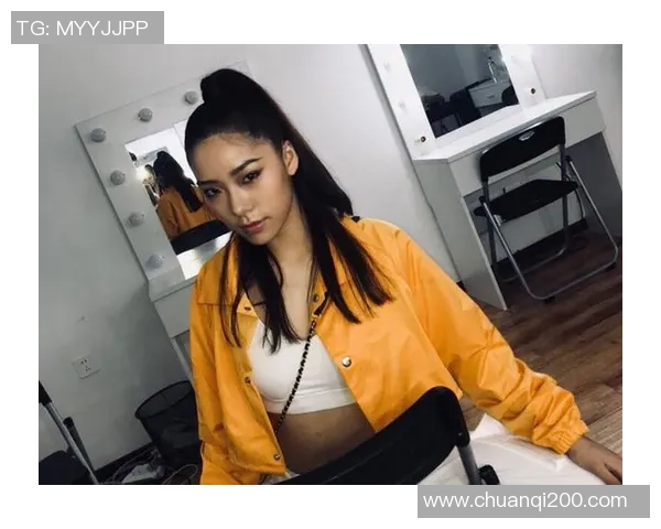 法国十几岁足球天才背后的女友曝光 网友惊叹两人甜蜜互动引关注